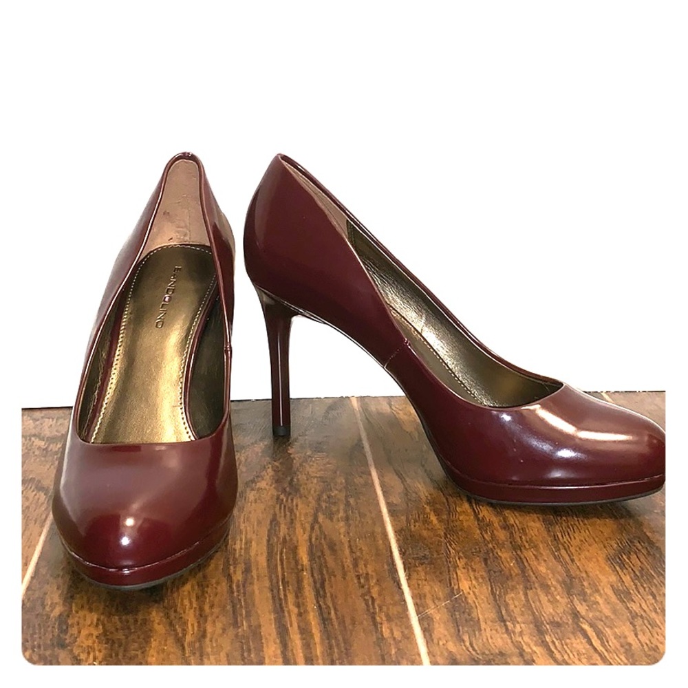 Maroon heels by Bandolino